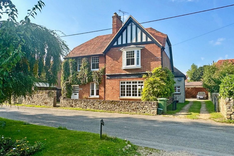 View Full Details for High Street, Long Wittenham, OX14 4QQ