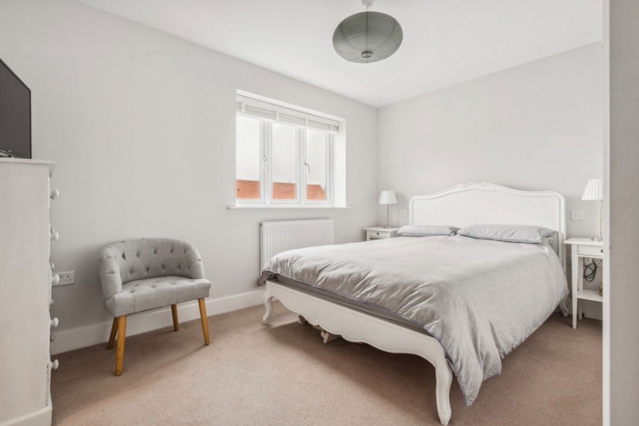 Images for Six Acres, Warborough