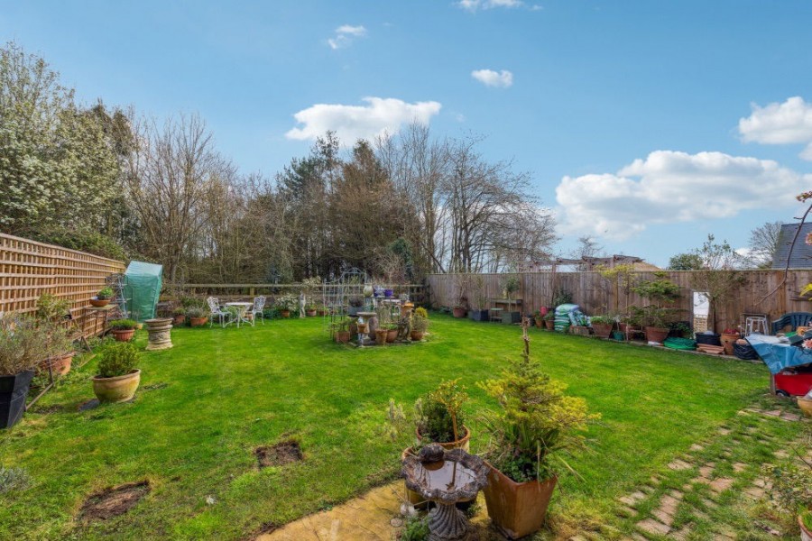 Images for Six Acres, Warborough