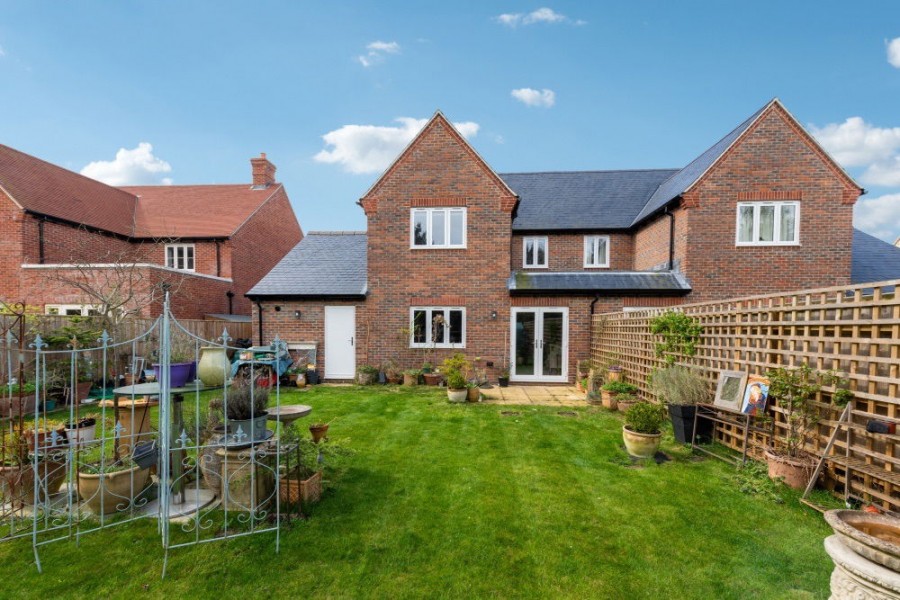 Images for Six Acres, Warborough