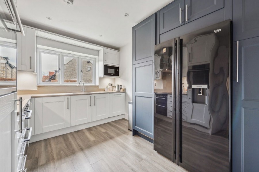Images for Six Acres, Warborough