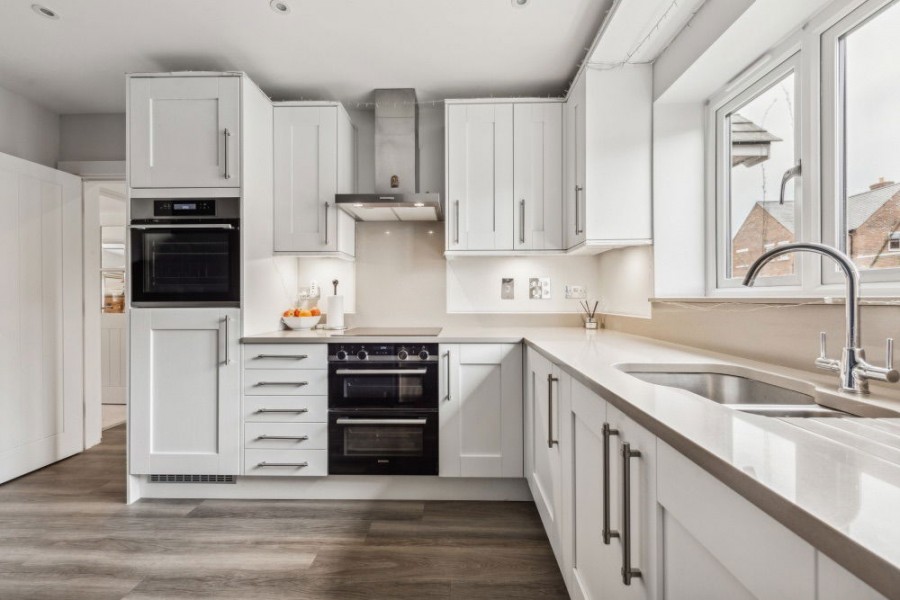 Images for Six Acres, Warborough