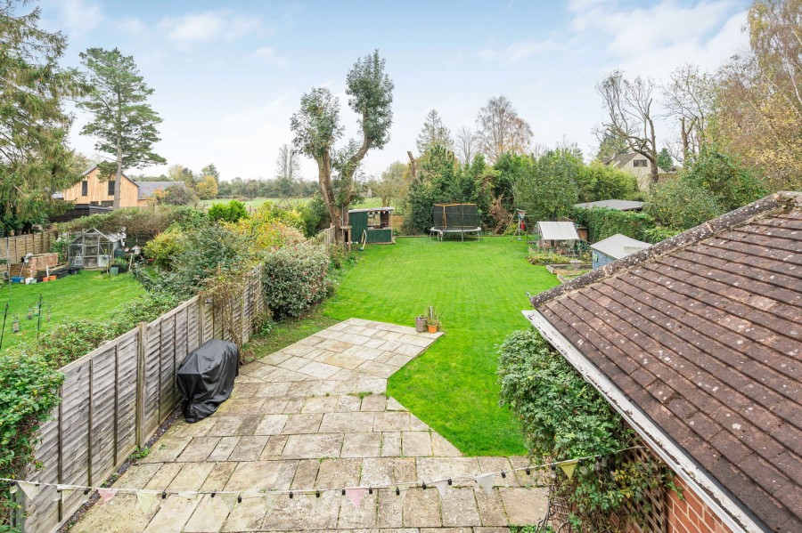 Images for Weller Close, Berrick Salome