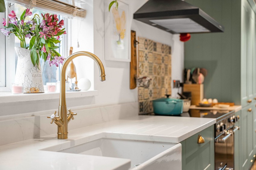 Images for Weller Close, Berrick Salome