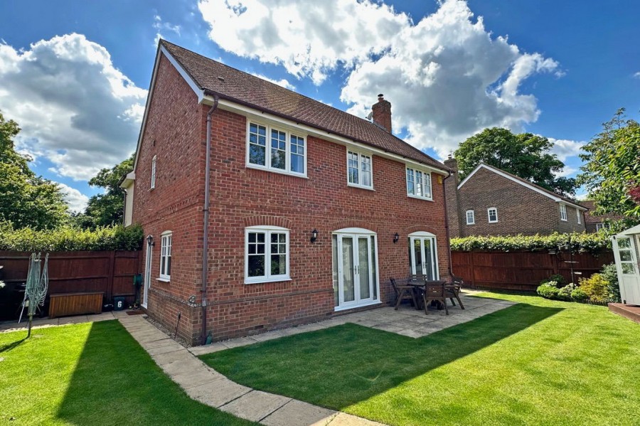Images for Saxon Court, Benson, OX10 6RZ