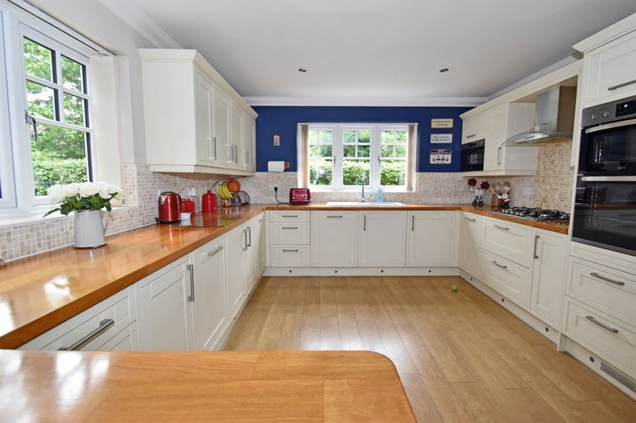 Images for Saxon Court, Benson, OX10 6RZ
