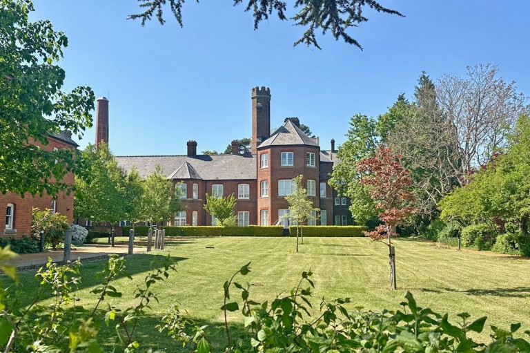 View Full Details for Frilsham Court, Cholsey, Oxfordshire, OX10 9GA