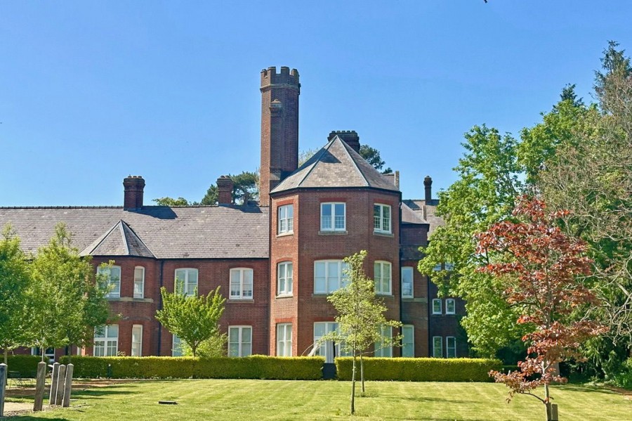 Images for Frilsham Court, Cholsey, Oxfordshire, OX10 9GA