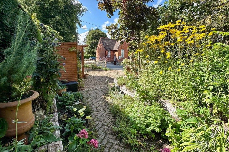 Images for Knightsbridge Lane, Pyrton