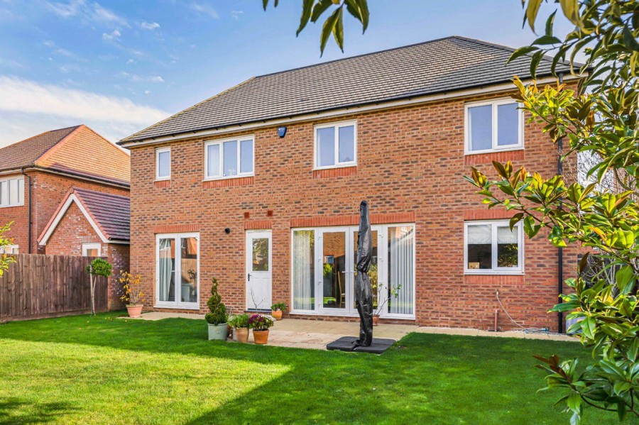 Images for Buckthorn Mews, Weston Turville