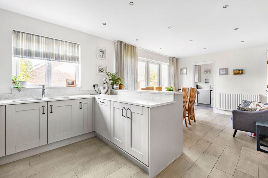 Images for Buckthorn Mews, Weston Turville
