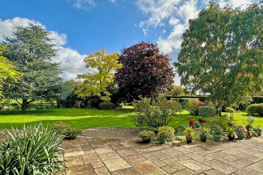 Images for High Street, North Moreton