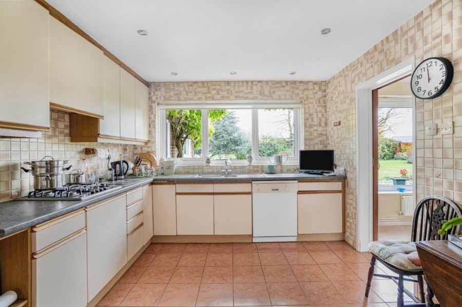 Images for High Street, North Moreton