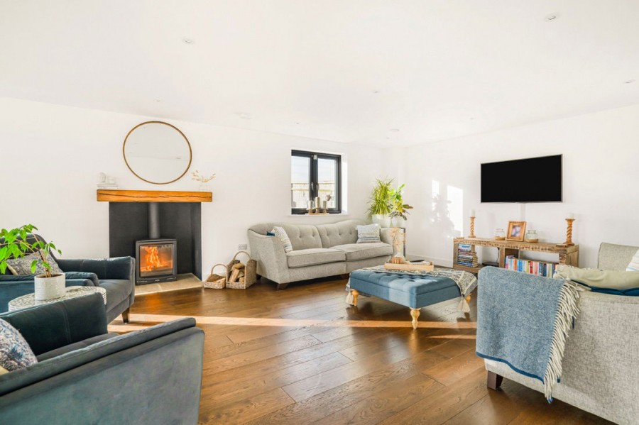 Images for Willow Court Lane, Moulsford