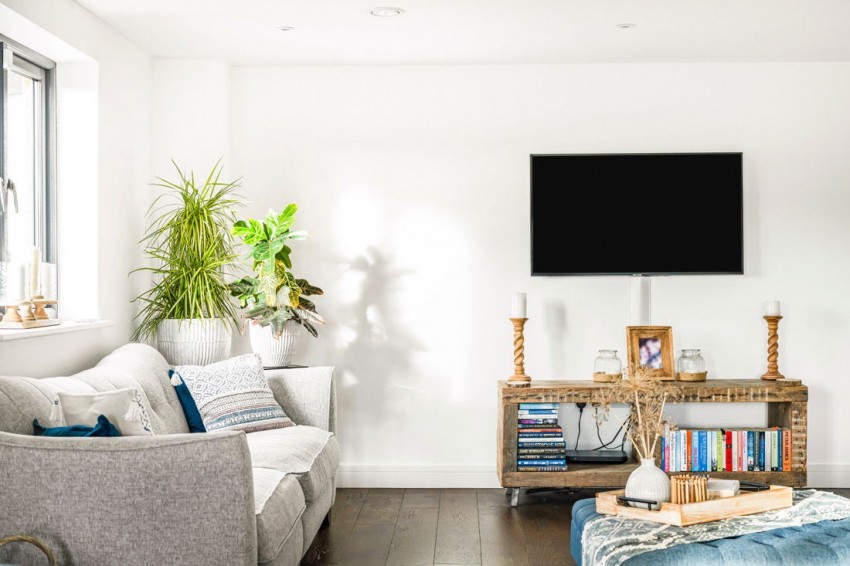 Images for Willow Court Lane, Moulsford
