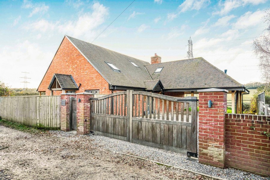 Images for Willow Court Lane, Moulsford