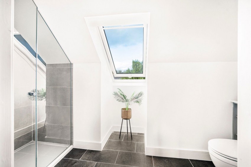 Images for Willow Court Lane, Moulsford