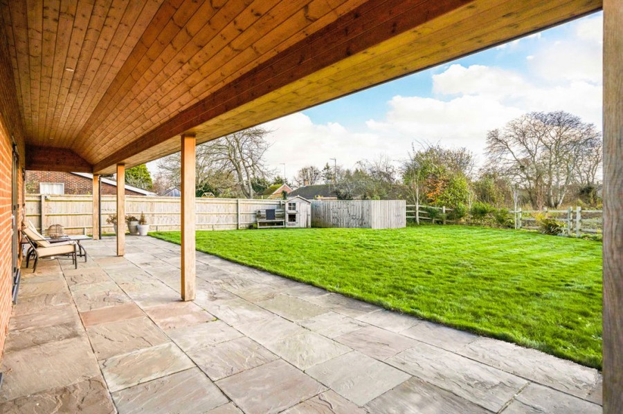 Images for Willow Court Lane, Moulsford
