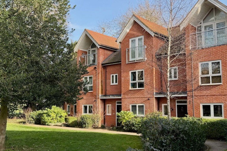 View Full Details for Nicolls Close, Cholsey