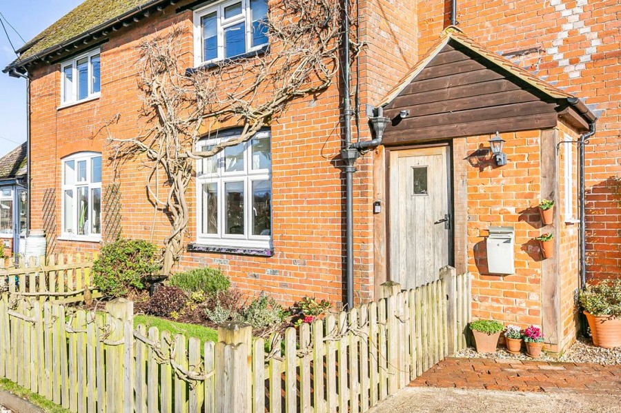Images for Newbury Lane, Compton