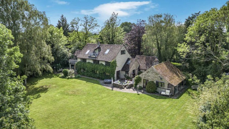 View Full Details for Cow Pool, Berrick Salome, Wallingford