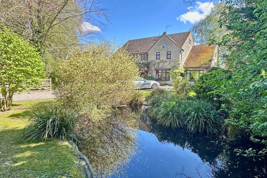 Images for Cow Pool, Berrick Salome, Wallingford, OX10 6JJ
