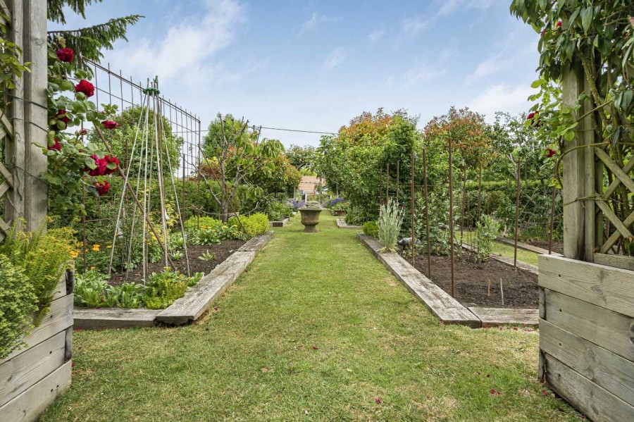 Images for Brightwell Upperton, Watlington