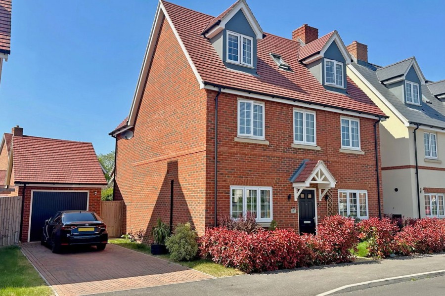 Images for Elizabeth Road, Mongewell, Wallingford, OX10 8FQ