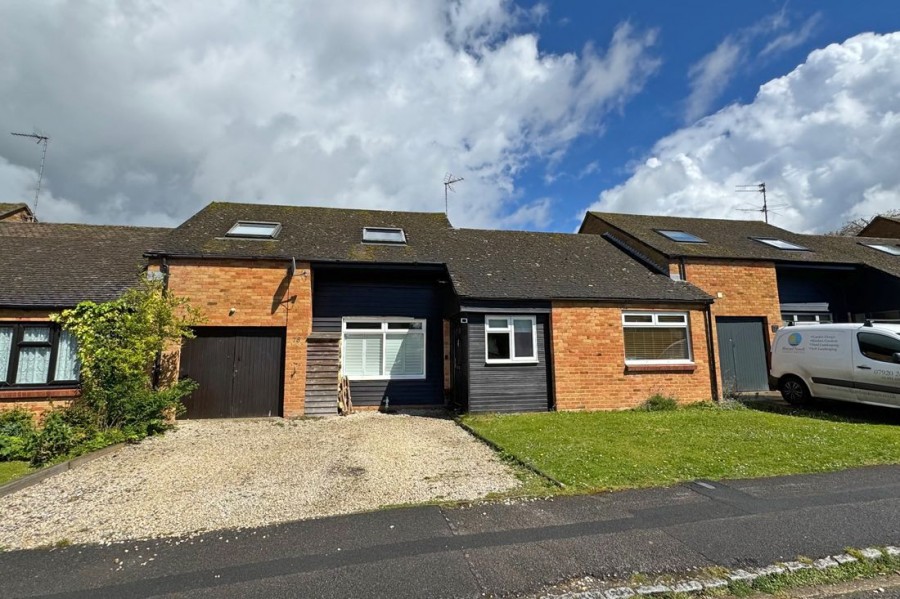 Images for West Chiltern, Woodcote, RG8 0SG