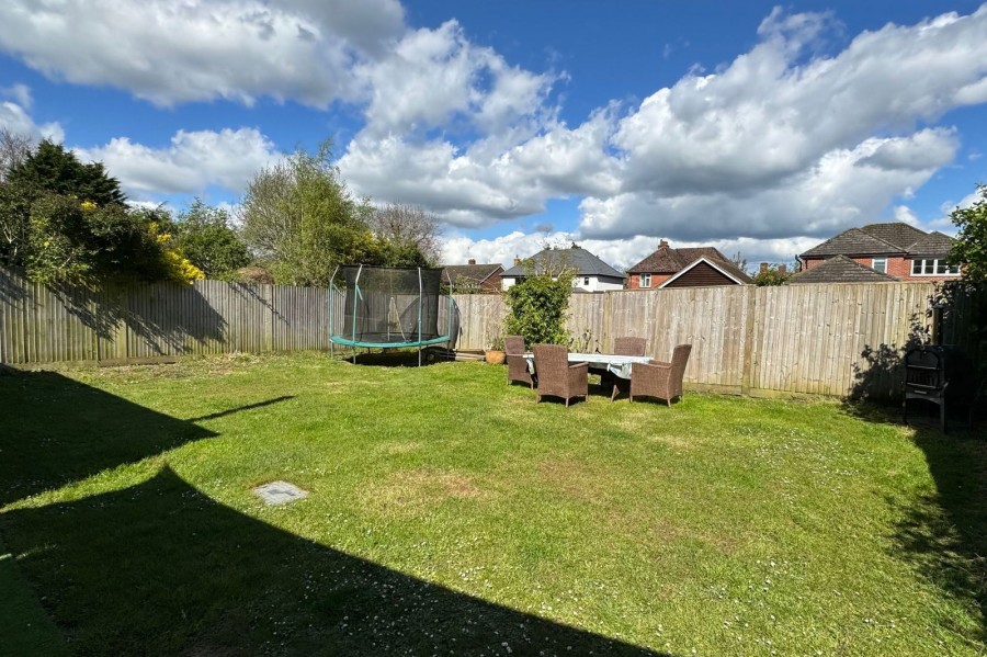 Images for West Chiltern, Woodcote, RG8 0SG