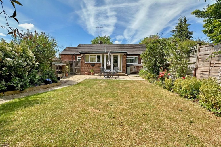 View Full Details for Bell Lane, Brightwell-cum-Sotwell, Wallingford, OX10 0QE