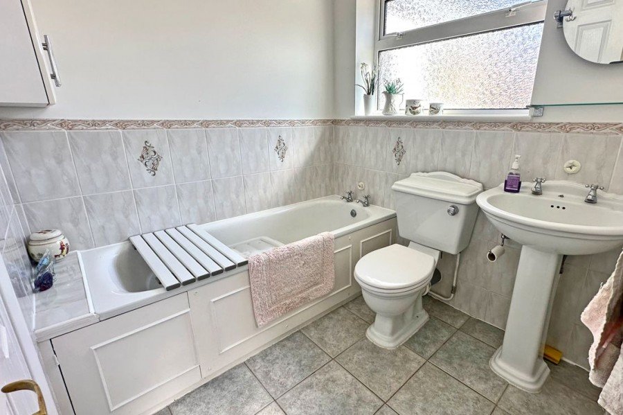 Images for Bell Lane, Brightwell-cum-Sotwell, Wallingford, OX10 0QE