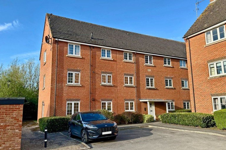 View Full Details for Barley Close, Wallingford, OX10 9BX