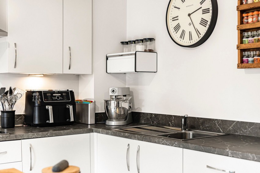 Images for Gerard Avenue, Benson
