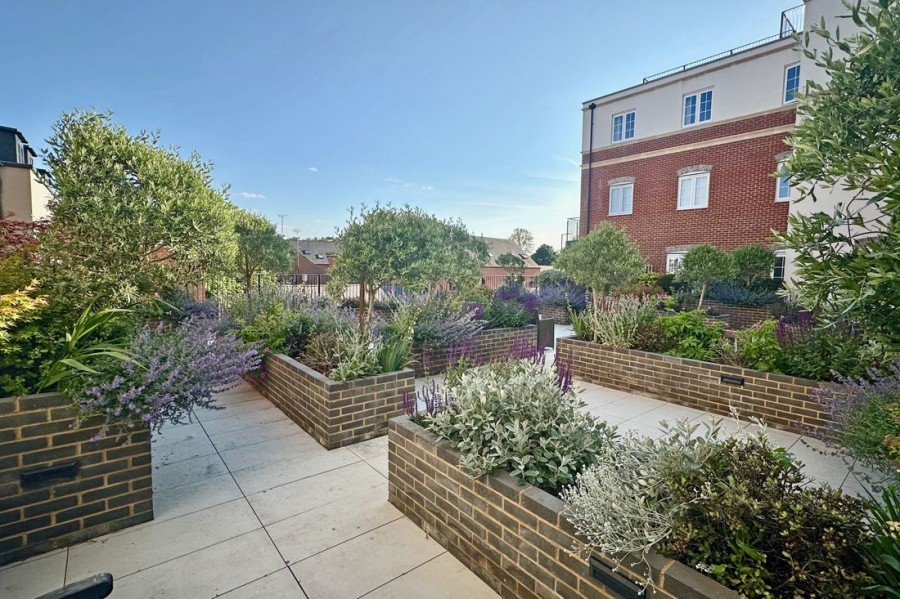 Images for Crown House, Wallingford, OX10 0FJ
