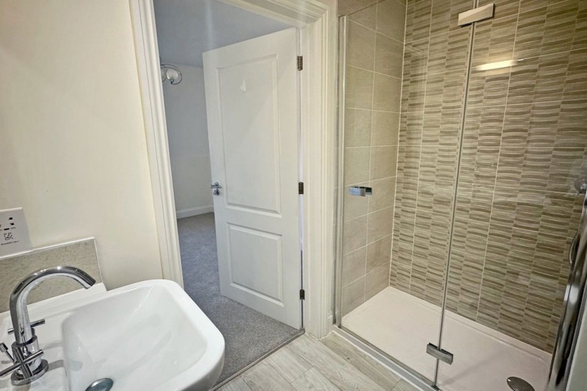 Images for Crown House, Wallingford, OX10 0FJ