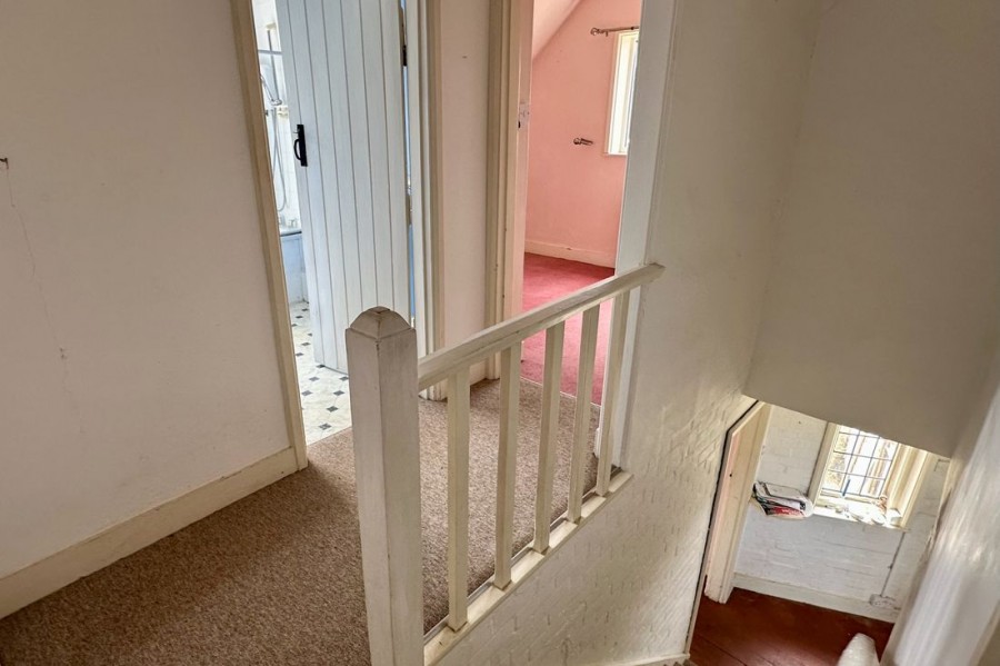 Images for Hammonds End, Bradley Street, Checkendon