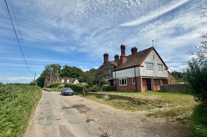 Images for Hammonds End, Bradley Street, Checkendon