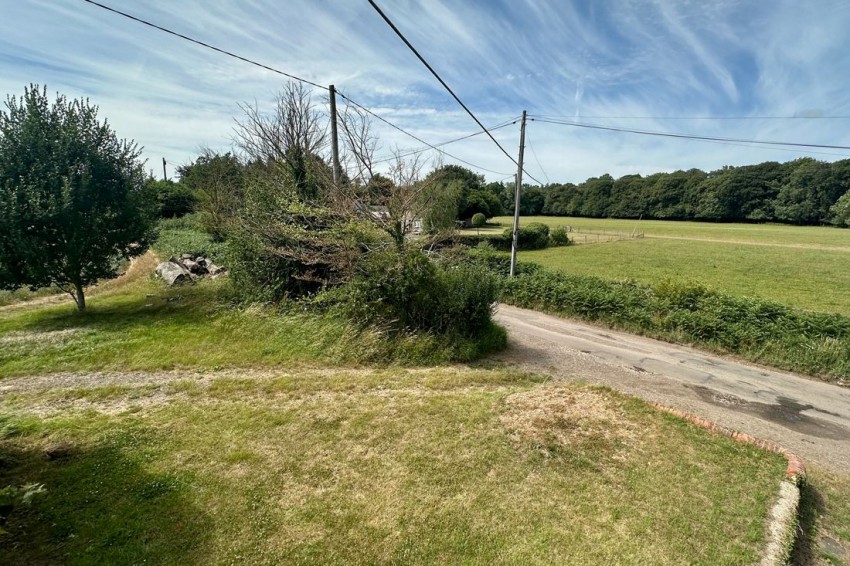 Images for Hammonds End, Bradley Street, Checkendon