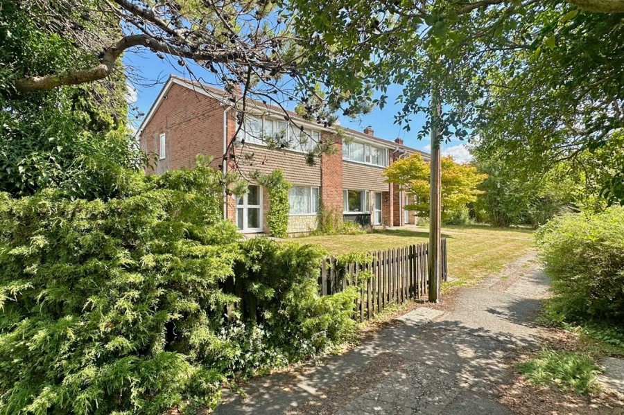 Images for Farm Close, Chalgrove, OX44 7RL
