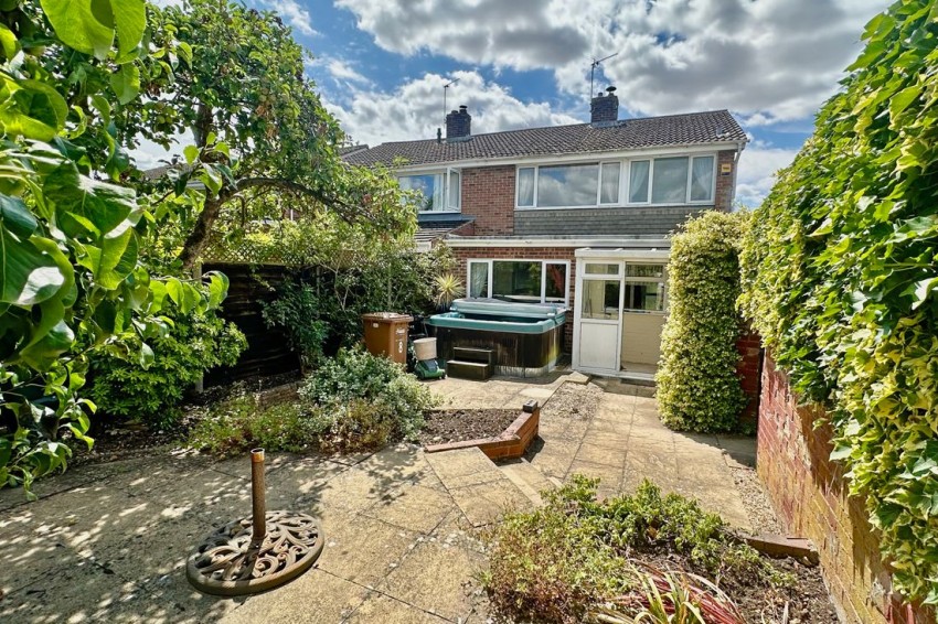 Images for Farm Close, Chalgrove, OX44 7RL