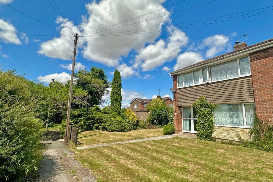 Images for Farm Close, Chalgrove, OX44 7RL