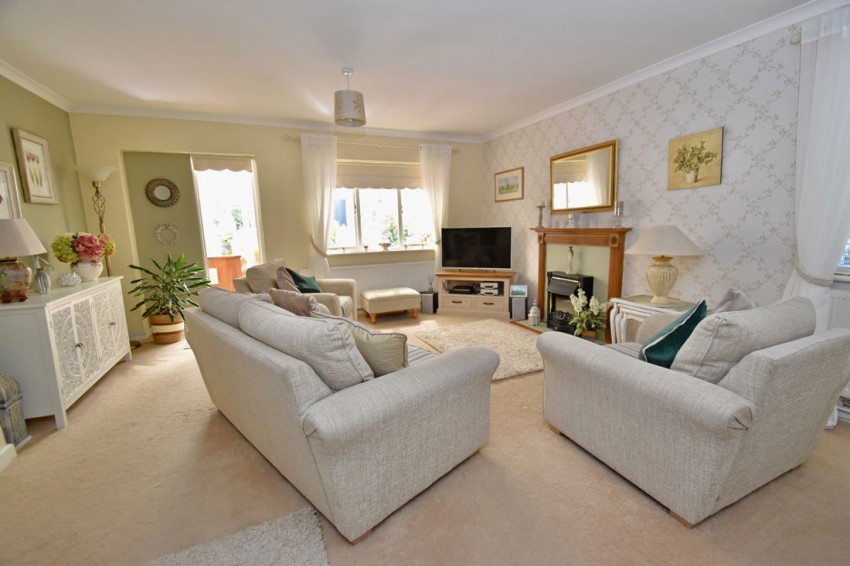 Images for Brook Street, Benson