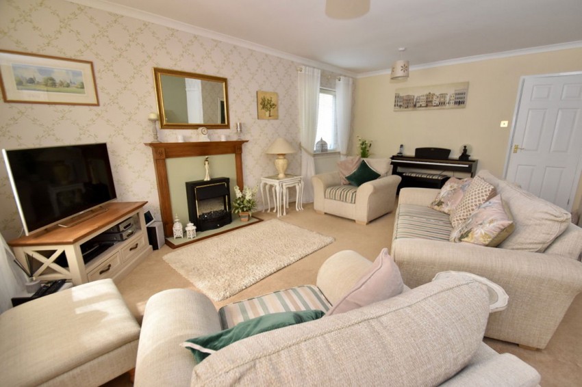 Images for Brook Street, Benson