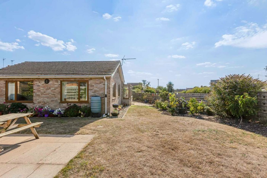 Images for Westfield Road, Benson