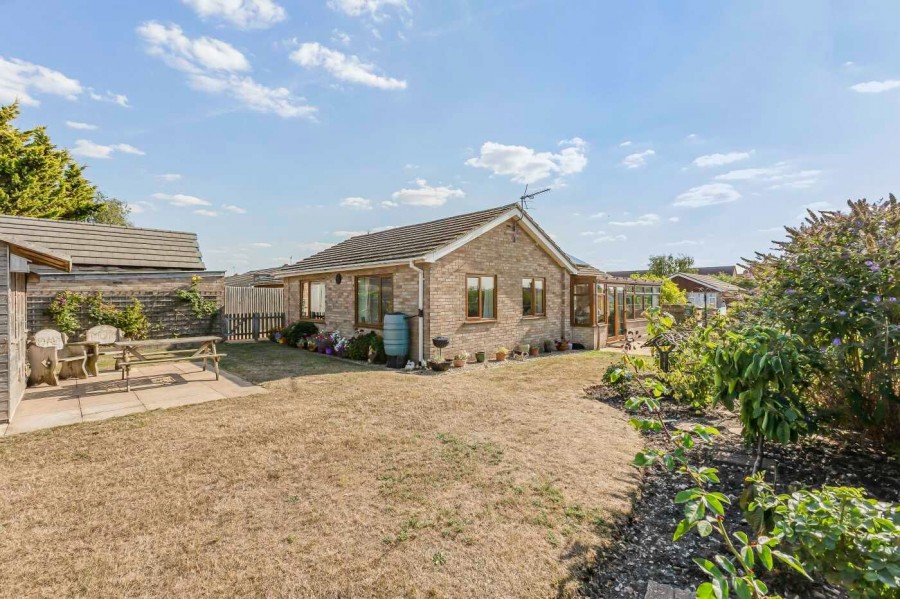 Images for Westfield Road, Benson