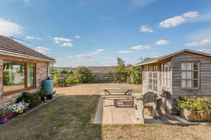 Images for Westfield Road, Benson