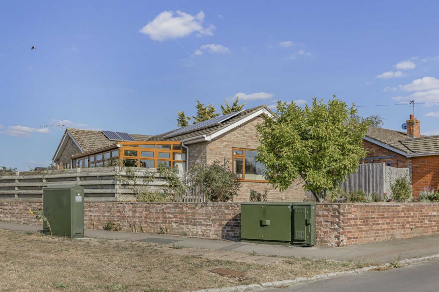 Images for Westfield Road, Benson