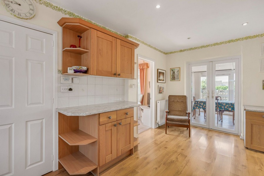 Images for Westfield Road, Benson