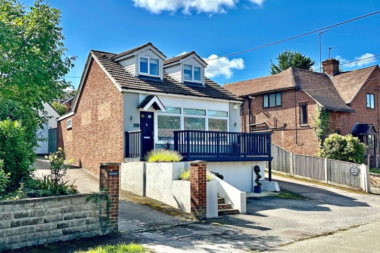 View Full Details for Underhill, Moulsford, Wallingford, OX10 9JH